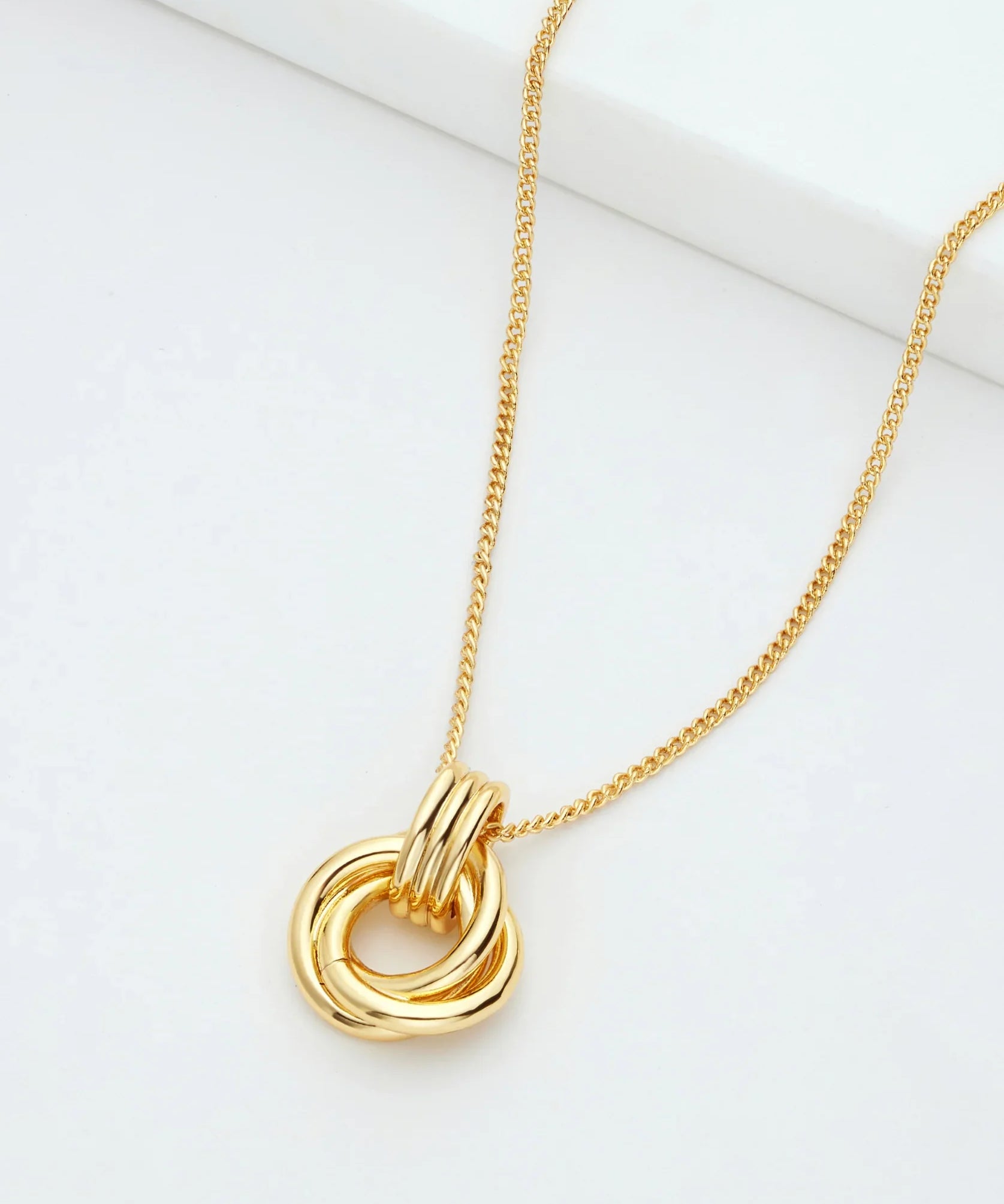 Poppy Necklace