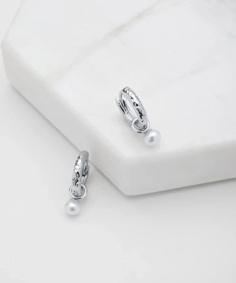 Emery Earring - Pearl