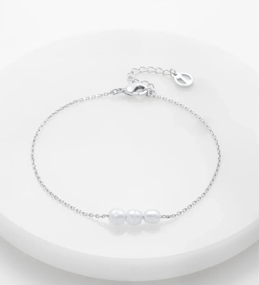 Mini Pearl Bracelet
