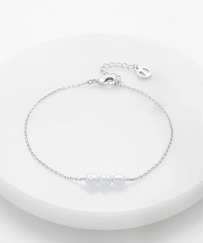 Mini Pearl Bracelet
