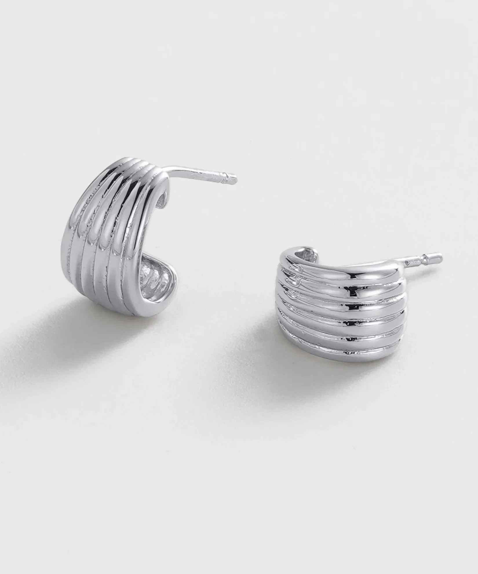 Sasha Hoop - Earring Small