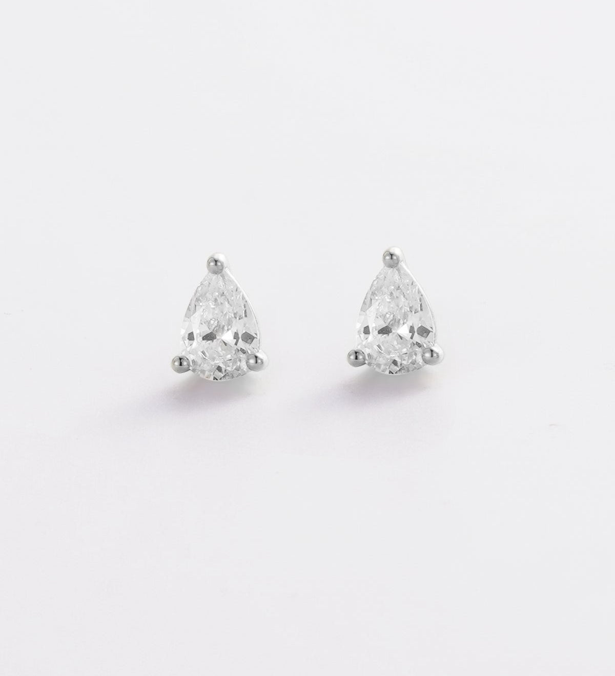 Esther stud Earring