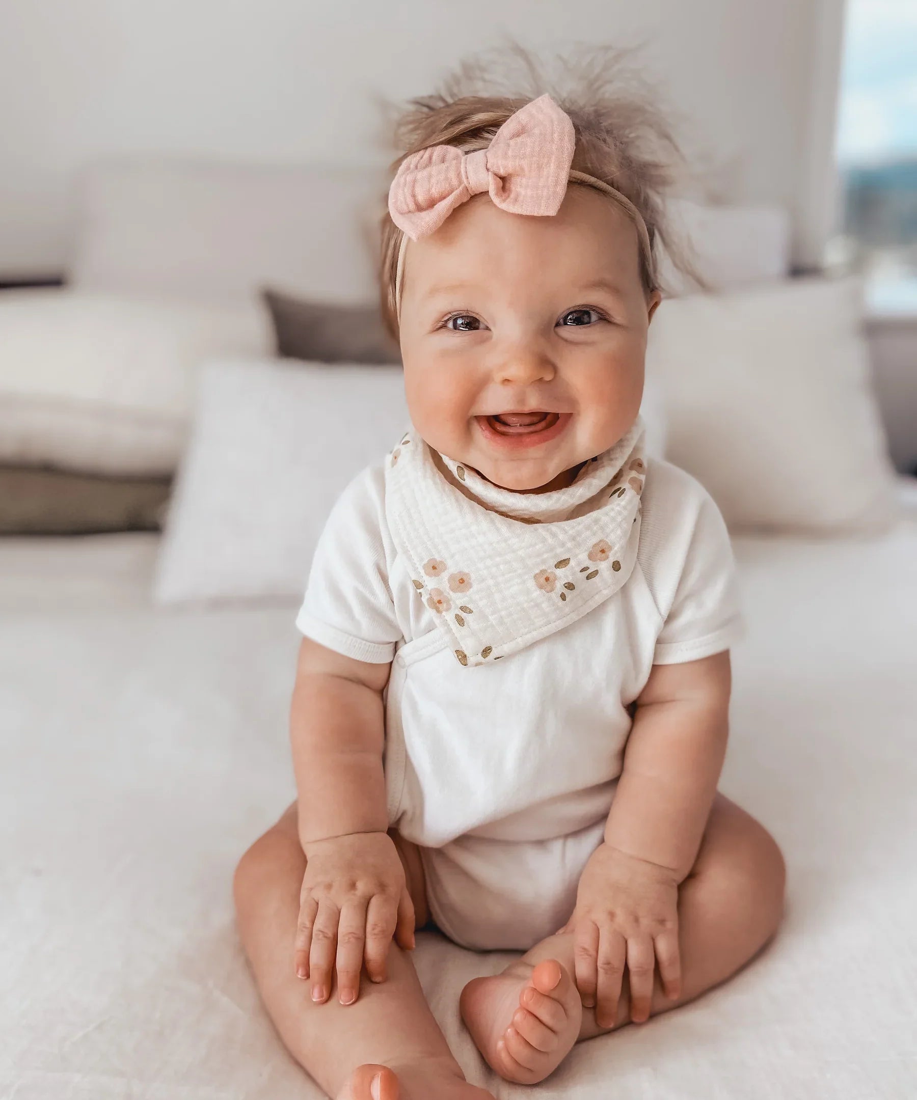 Organic Muslin Bib Daisy