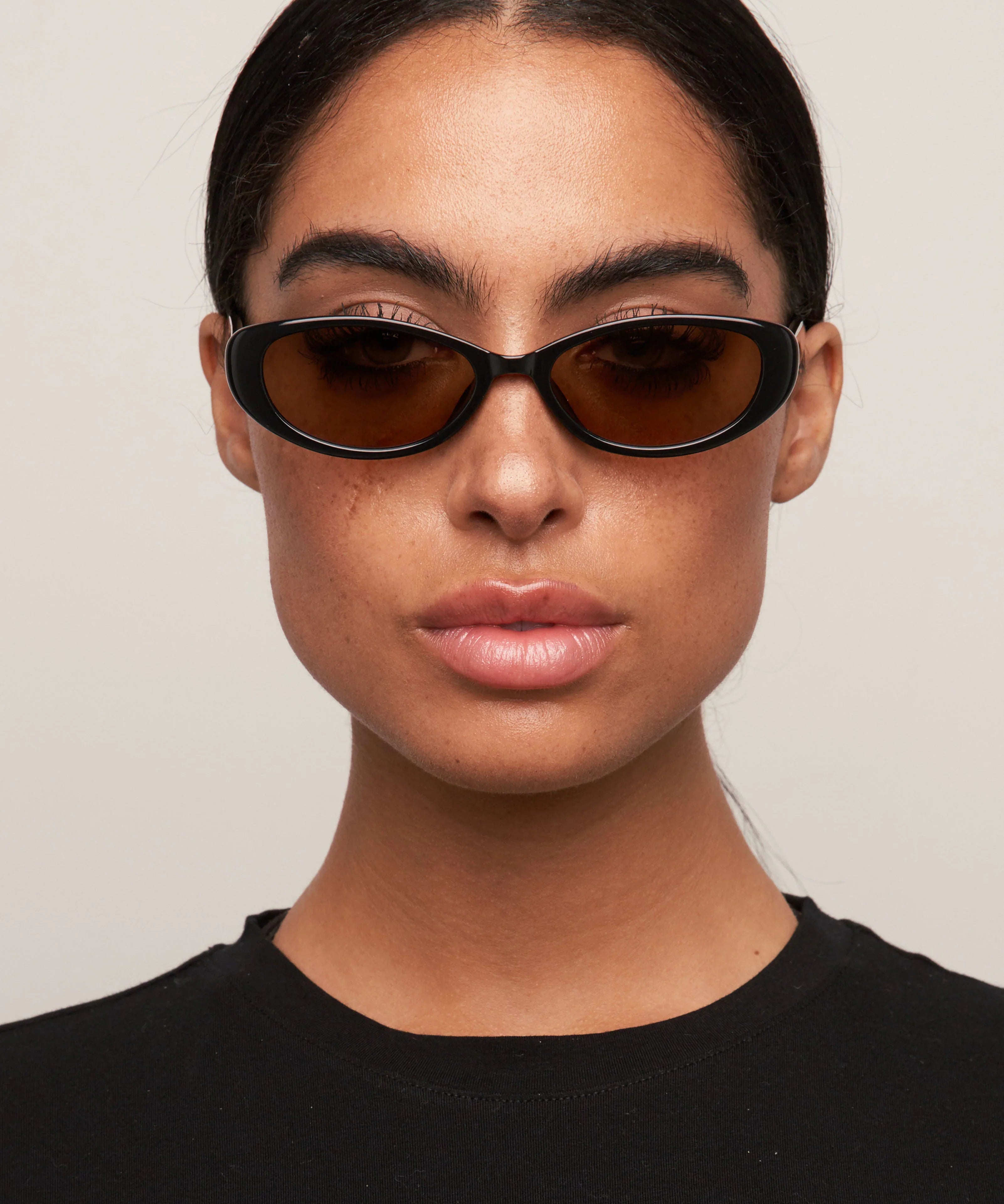 Otra Sunnies - Cami - Black/ Brown