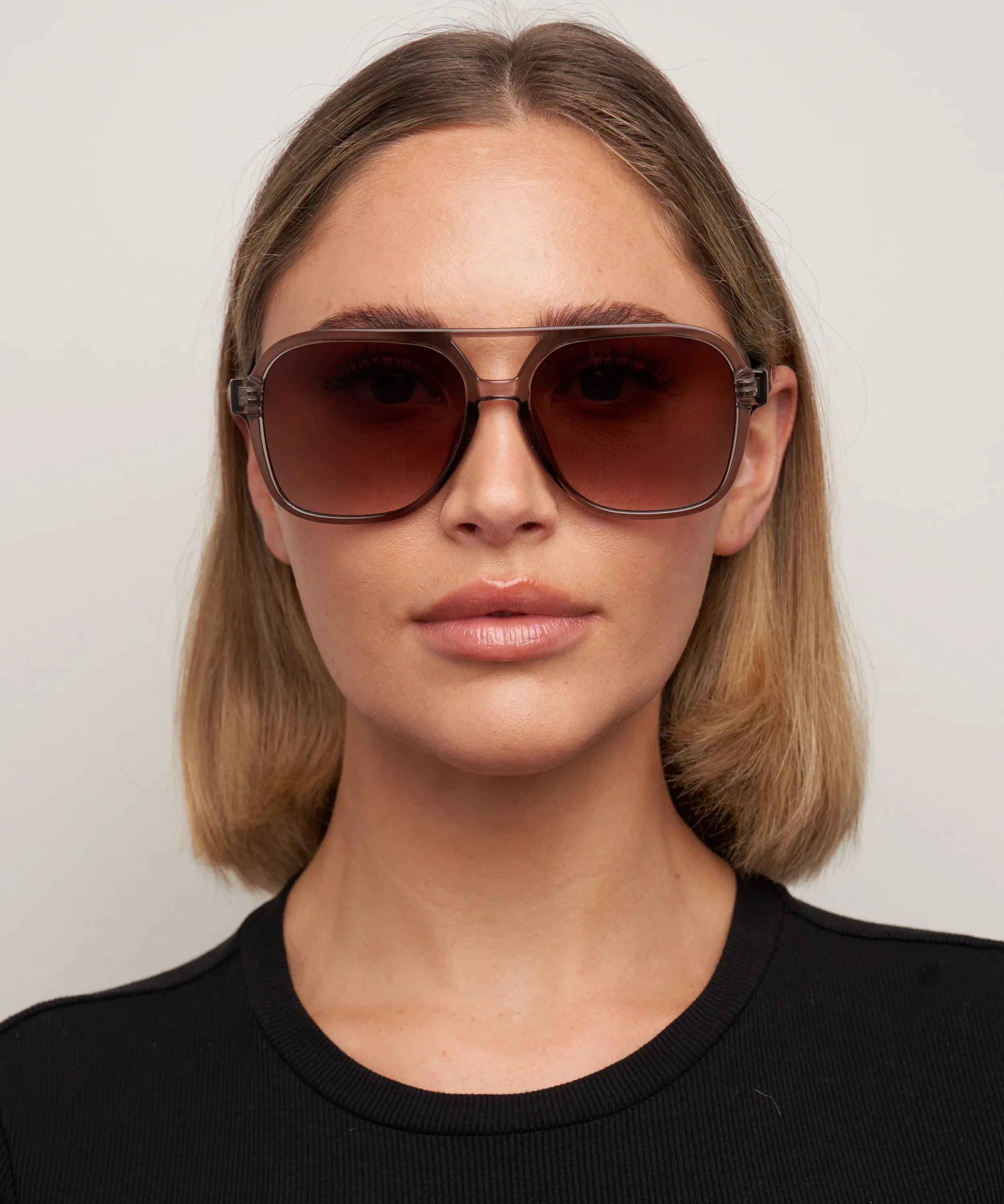 Otra Sunnies - Kori-Trans Olive/ Brown Fade