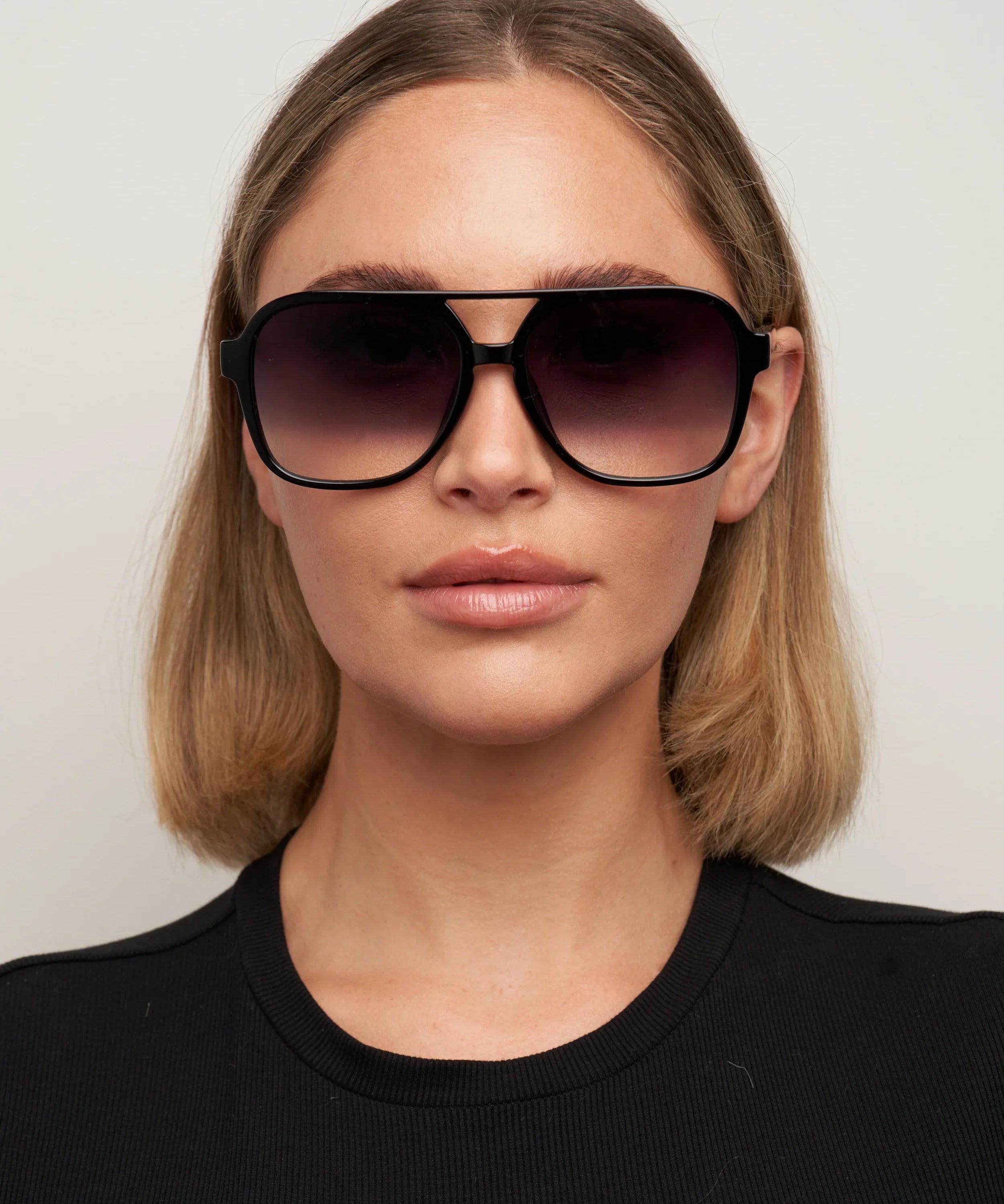 Otra Sunnies - Kori- Black/Smoke Fade