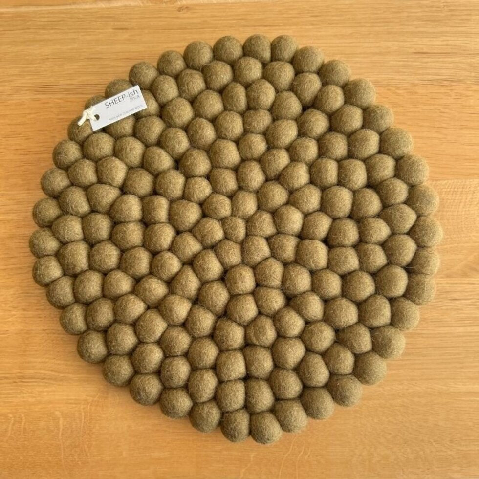 Felt Ball Pot Stand Round