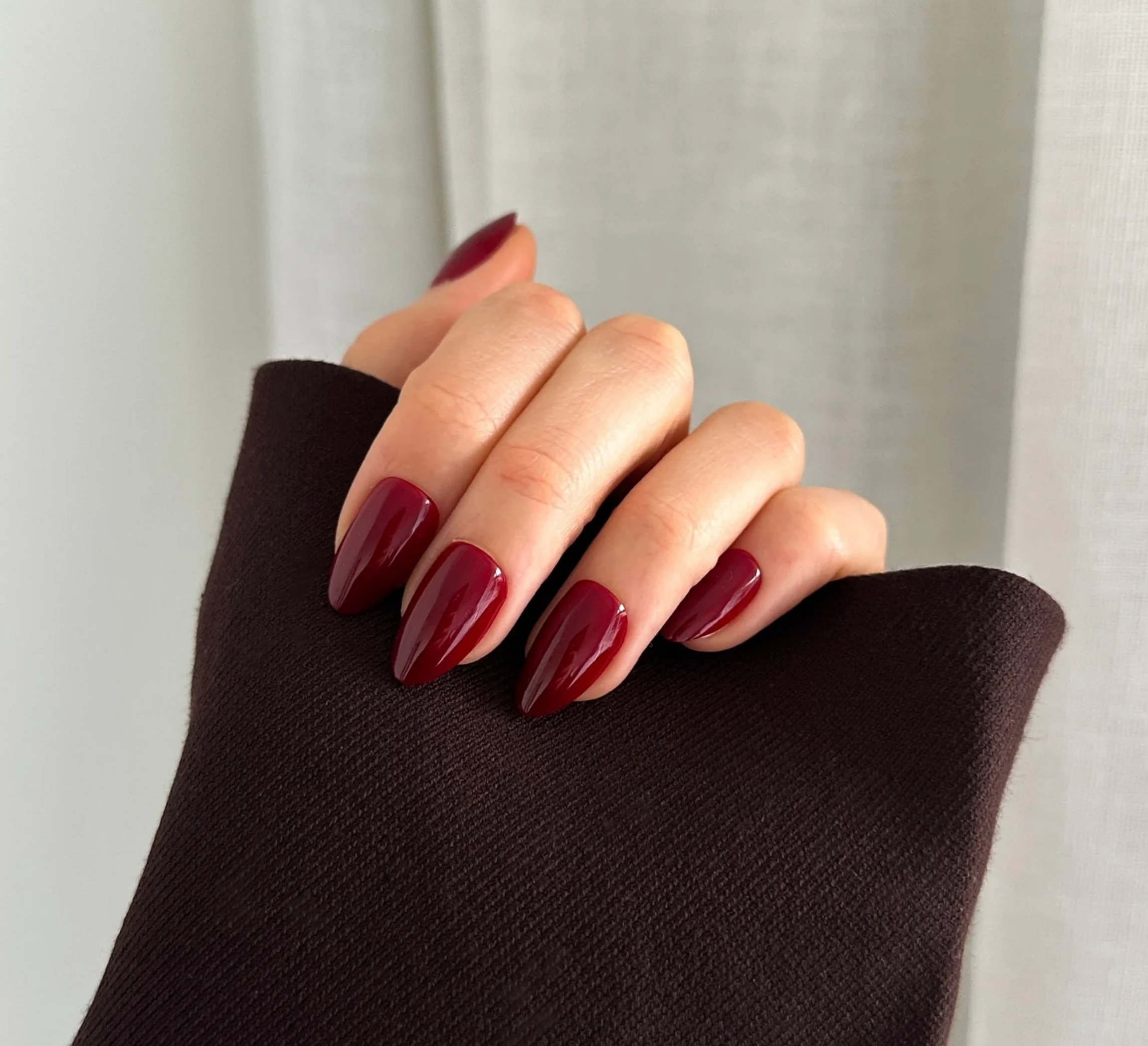 Pressing Nails - Red Wine (gel)