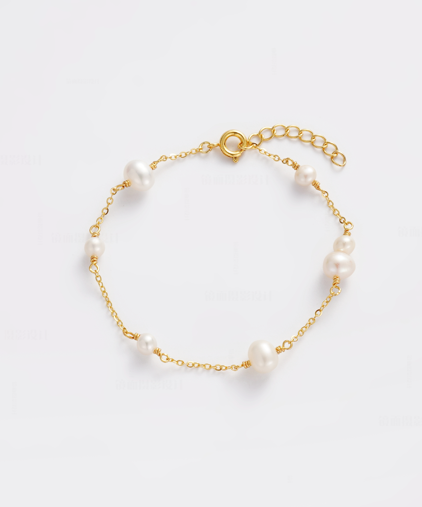 Luna Pearl Bracelet