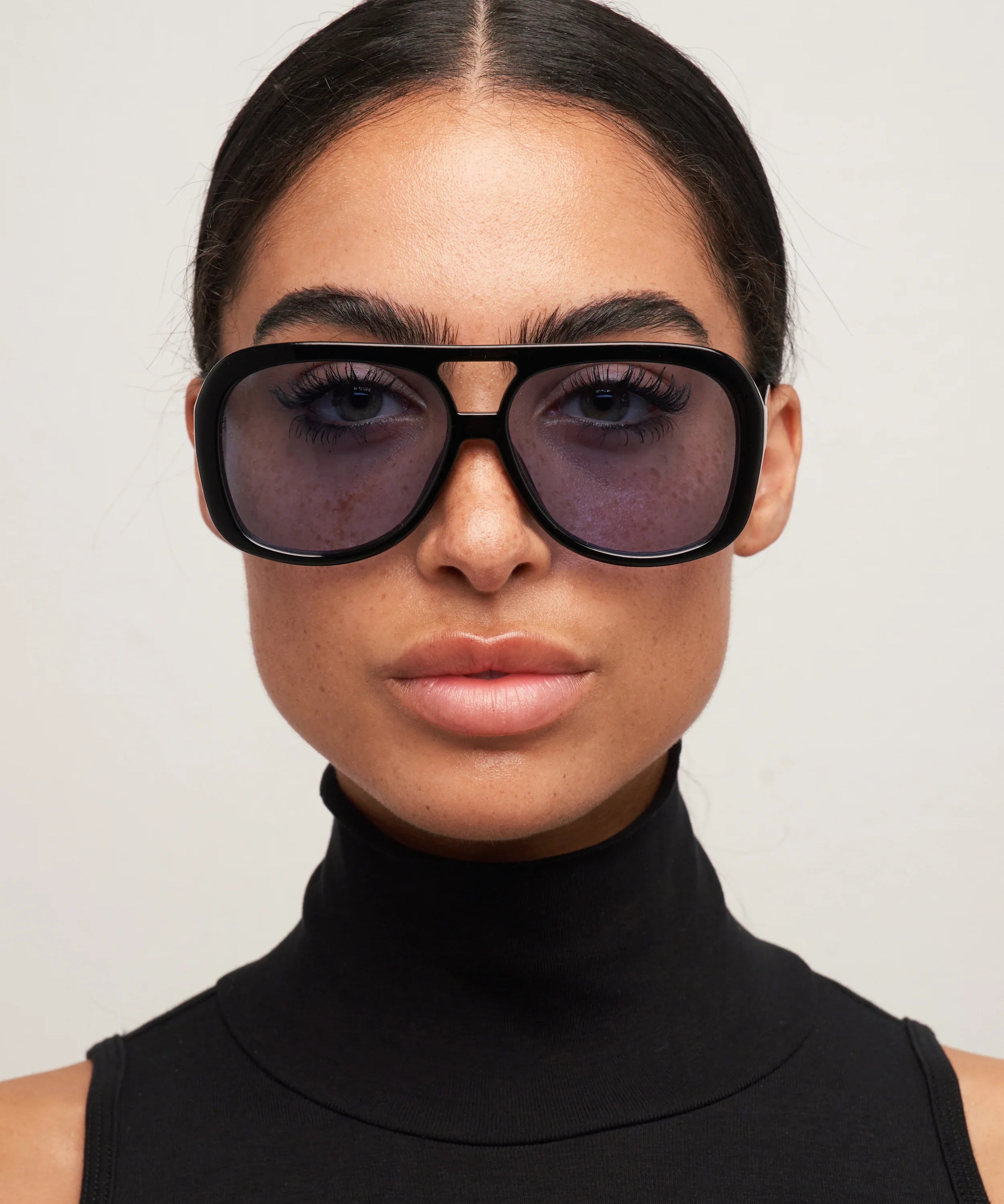 Otra Sunnies - Yara -Black/Light Blue