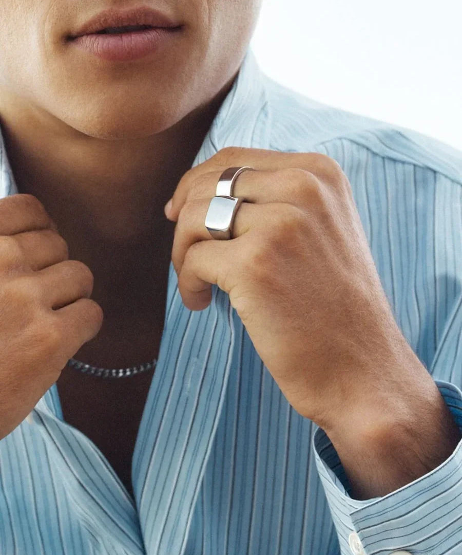 Ellis Signet Ring Steel