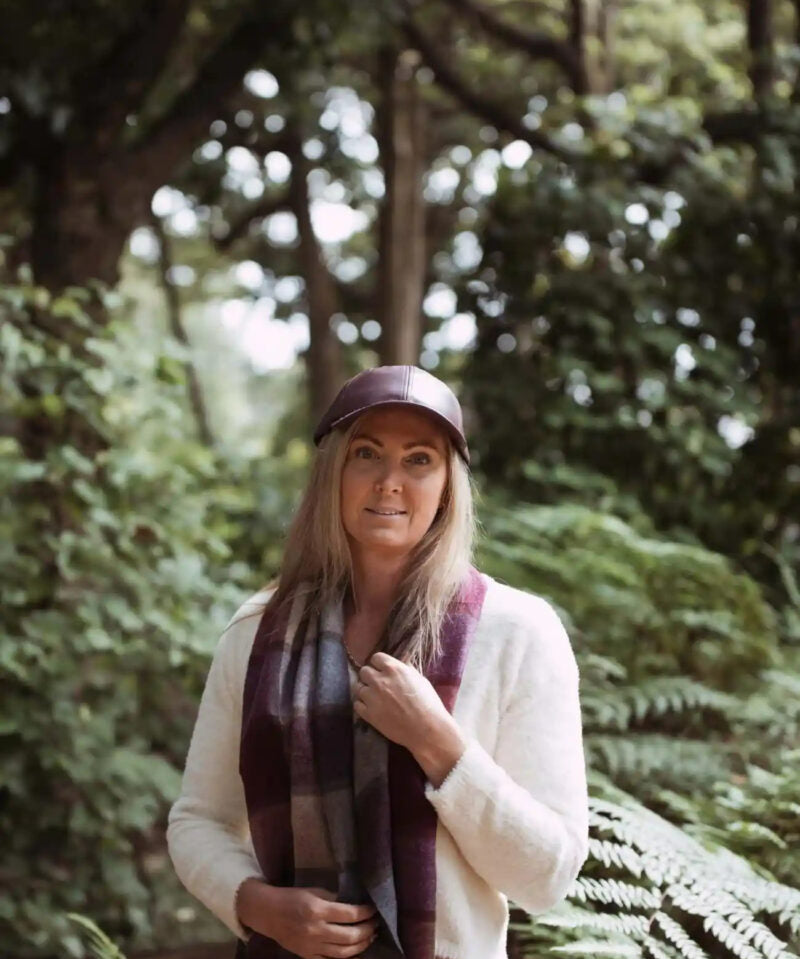 Eliza 100% Wool Scarf – Sangria and Chocolate