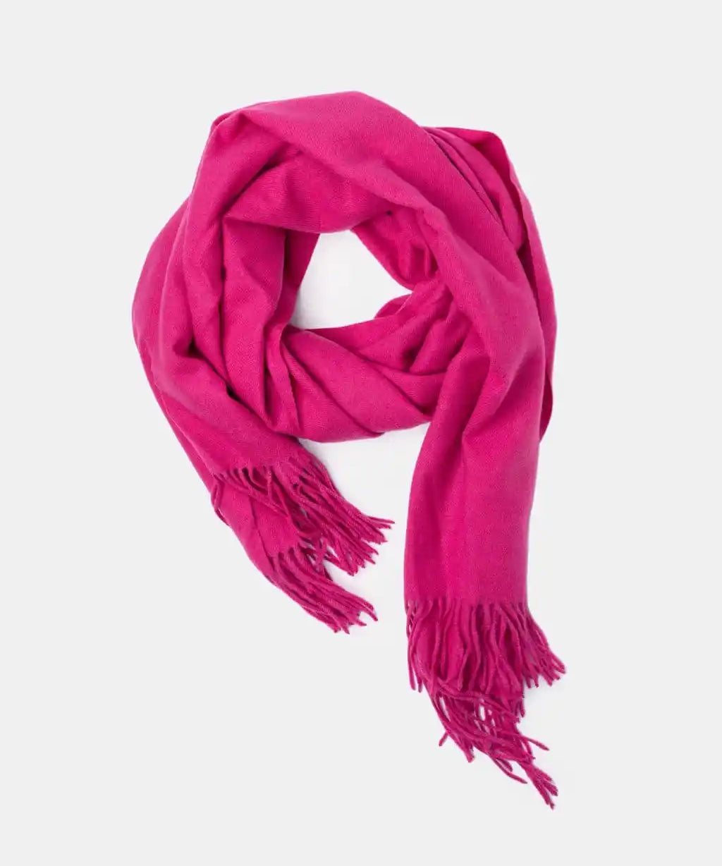 Liv Scarf