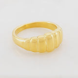 Mia Ring