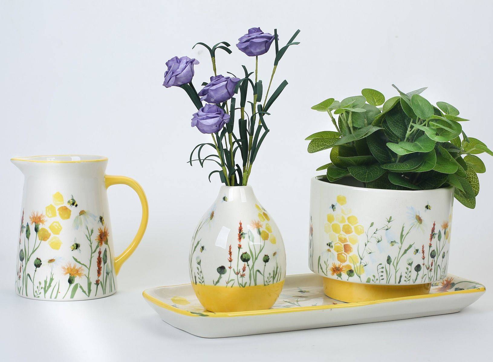 Bee Meadow Planter Yellow