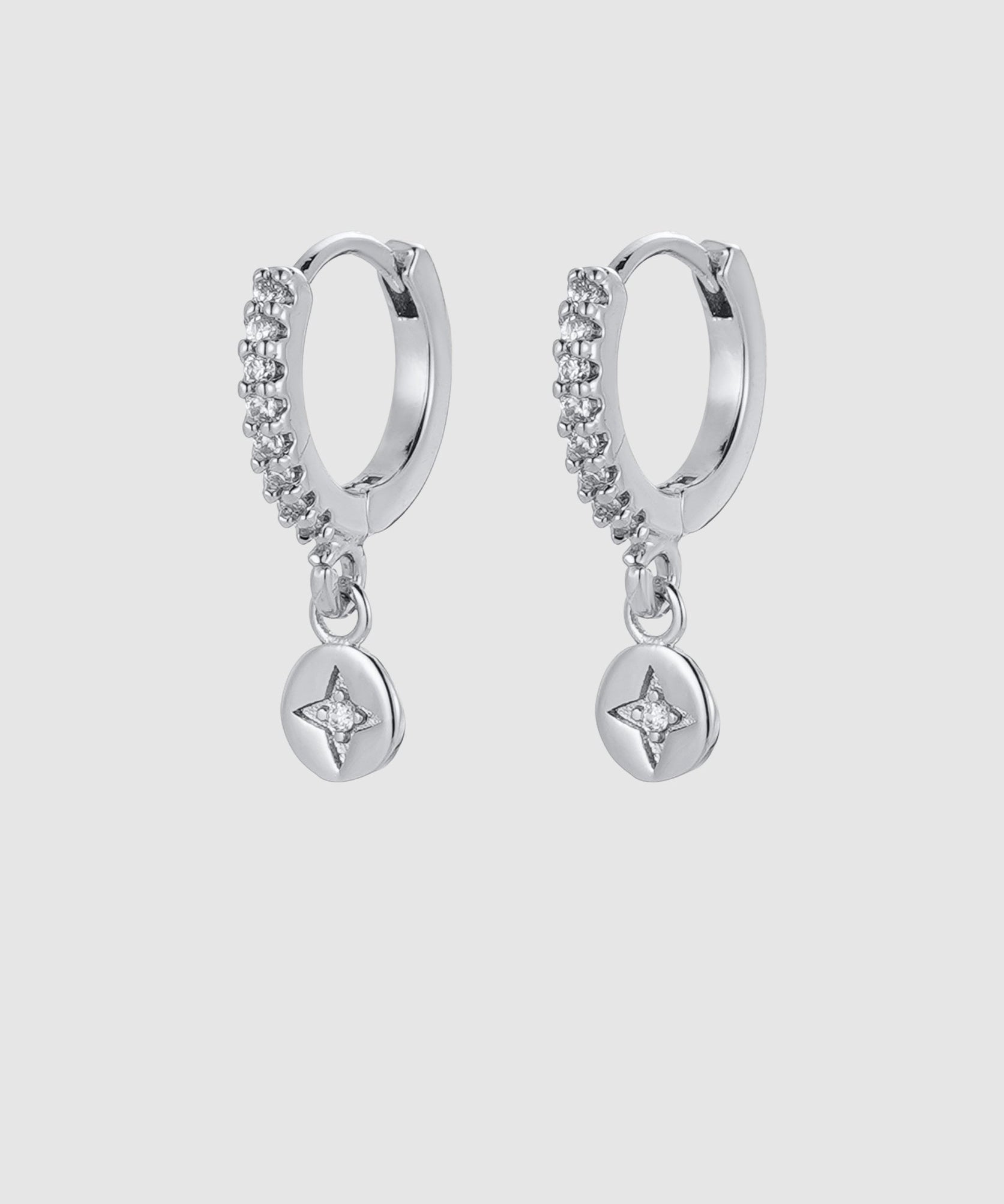 Holly Huggie - Earring